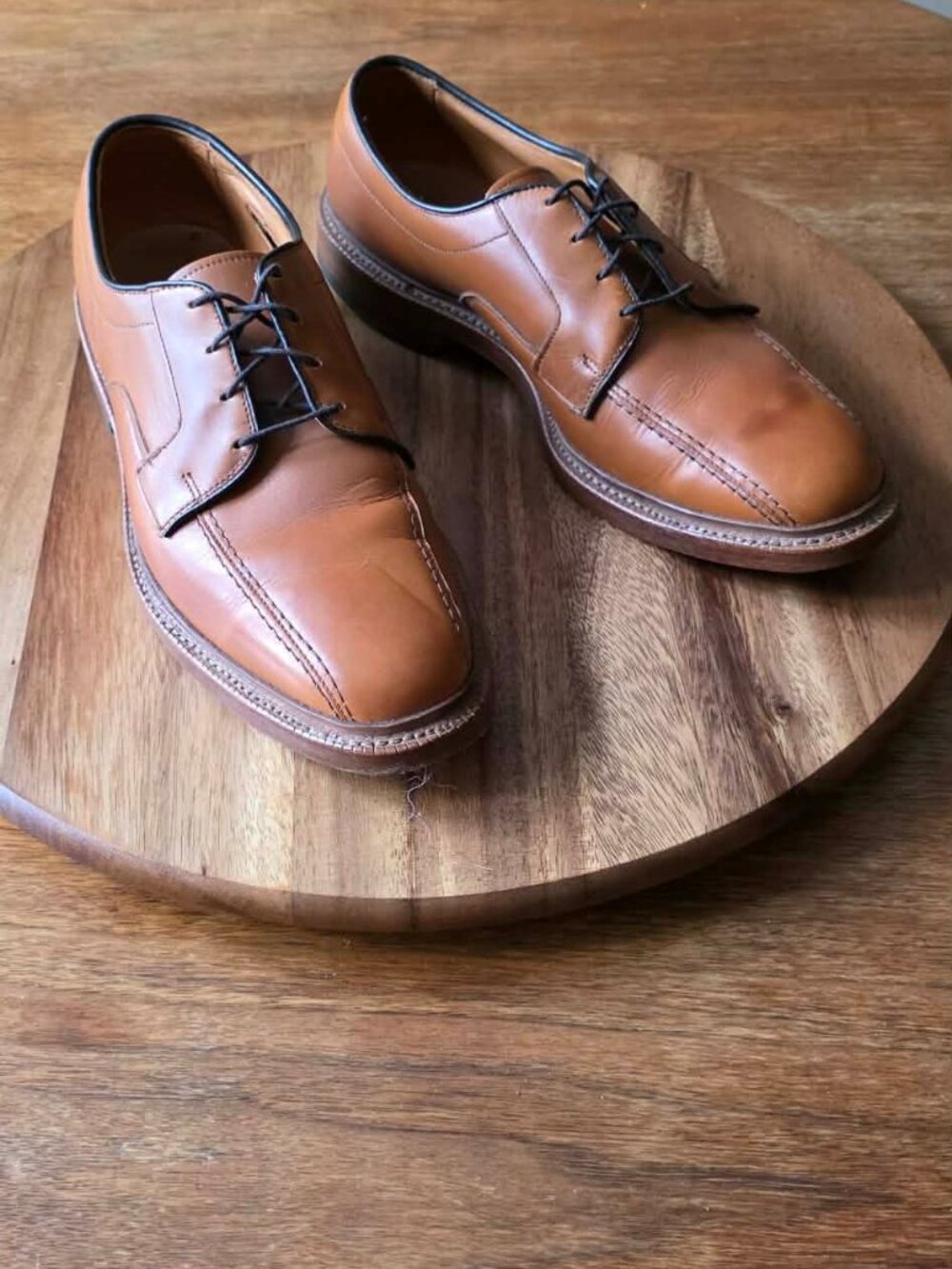 Allen Edmonds Pebble Grain Leather Bicycle Toe Derby Shoes, Size 9